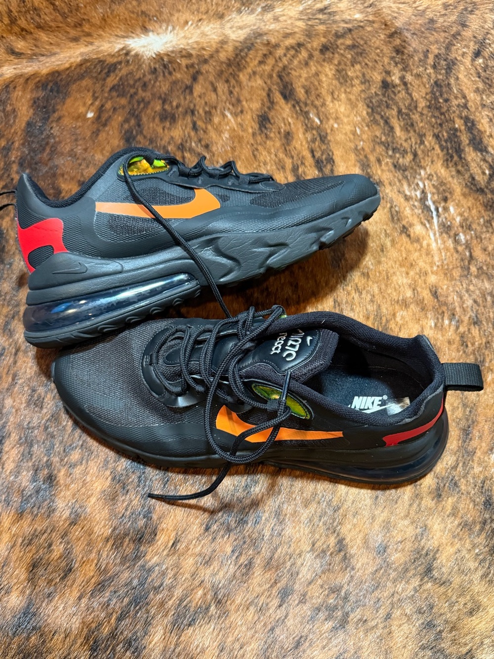 Nike Air Max 270 React Mens Size 13 Running Sneakers Black Orange CV1641-001 NDS